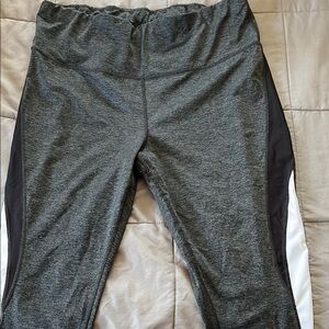 Woman grey and Black Leggings